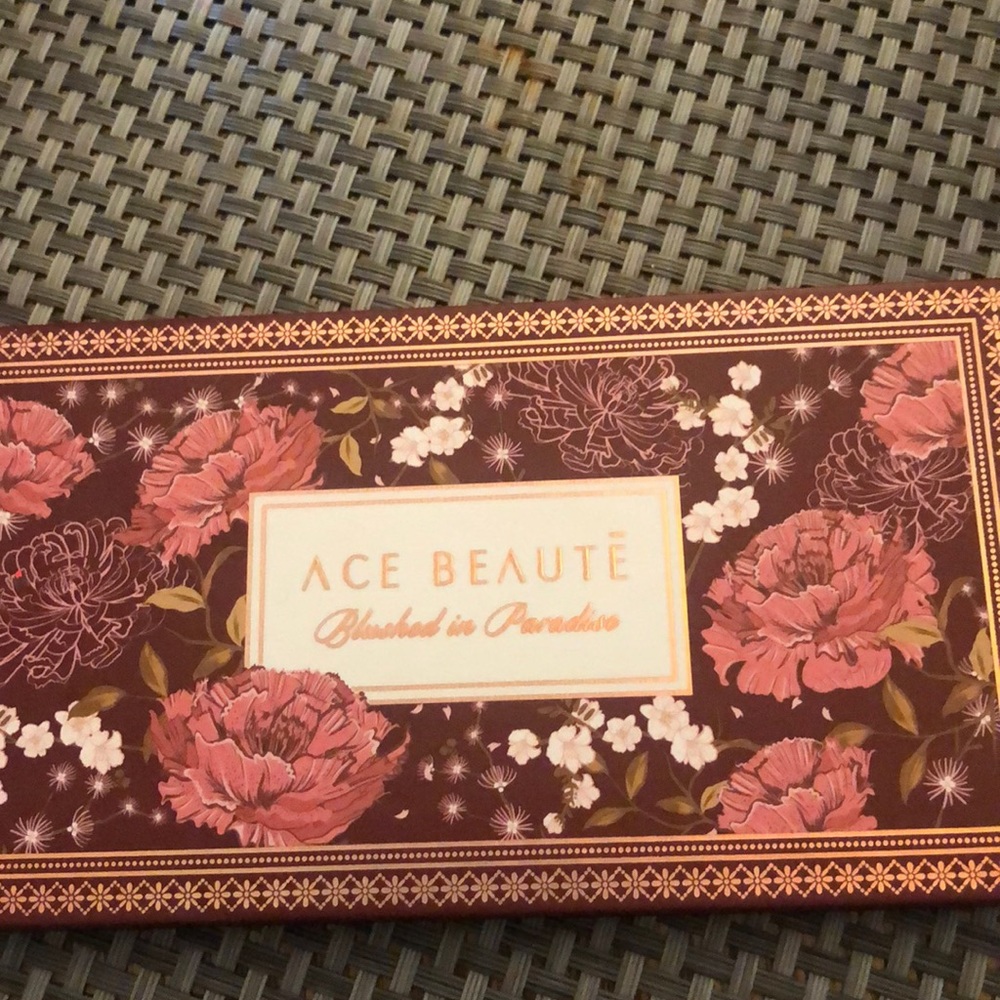 Blush palette